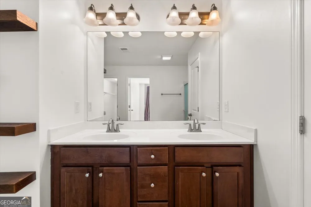 13459 Gardiner LN Alpharetta, GA 30004