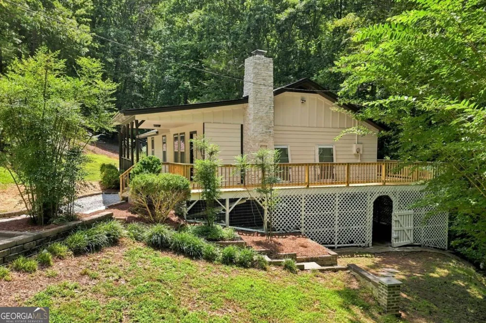283 Ash CIR Waleska, GA 30183