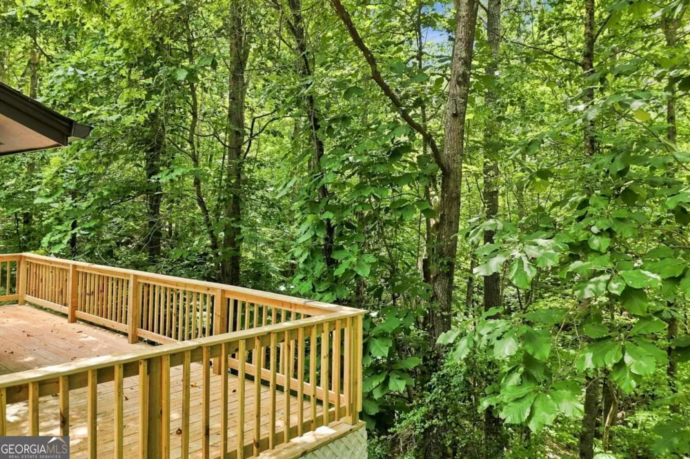 283 Ash CIR Waleska, GA 30183
