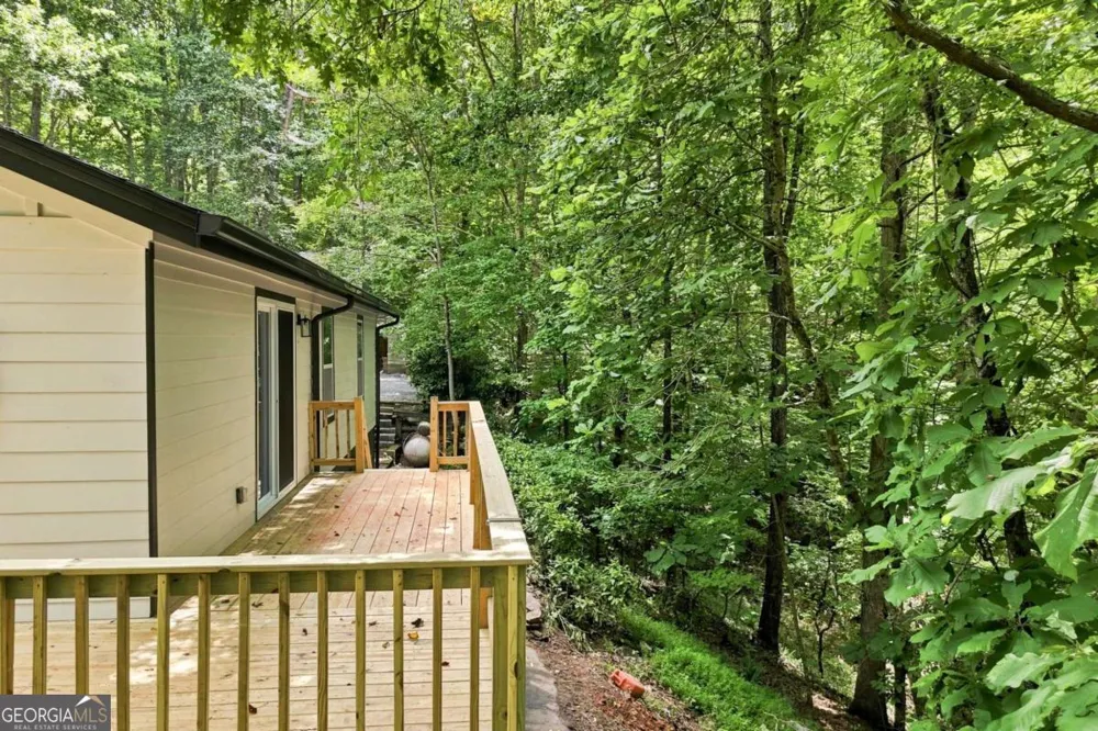 283 Ash CIR Waleska, GA 30183