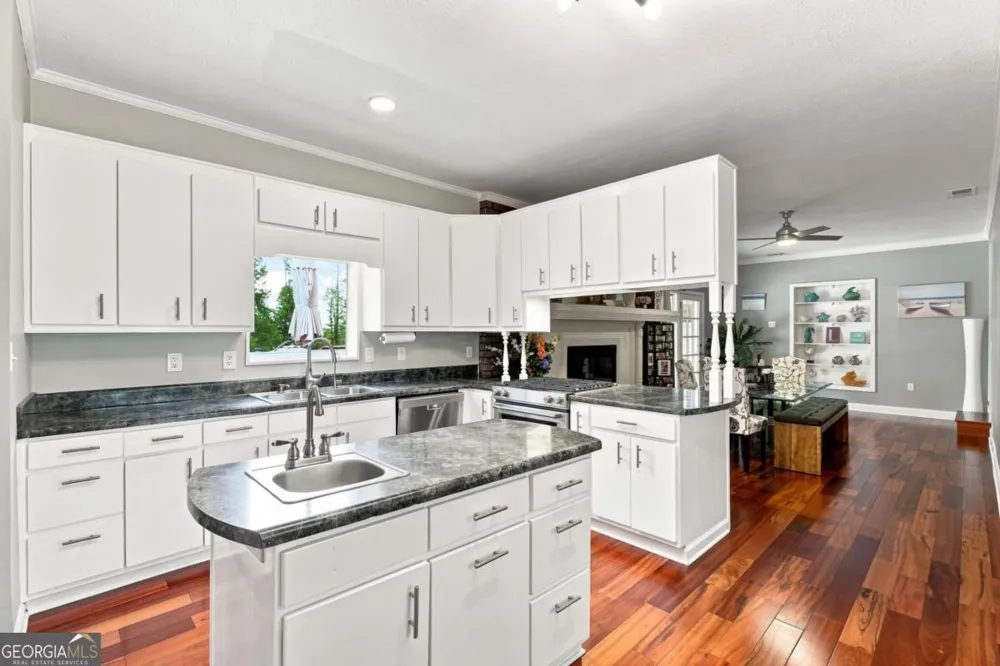 2716 S 16 HWY Carrollton, GA 30116