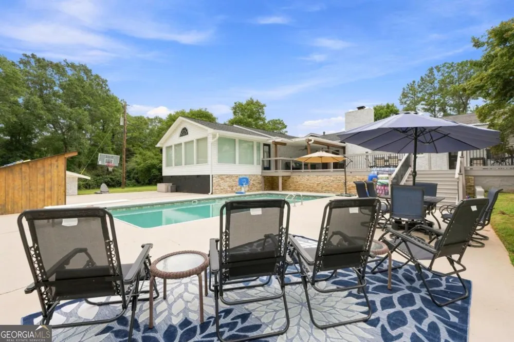 2716 S 16 HWY Carrollton, GA 30116