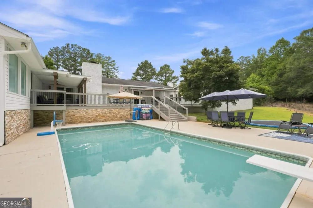 2716 S 16 HWY Carrollton, GA 30116