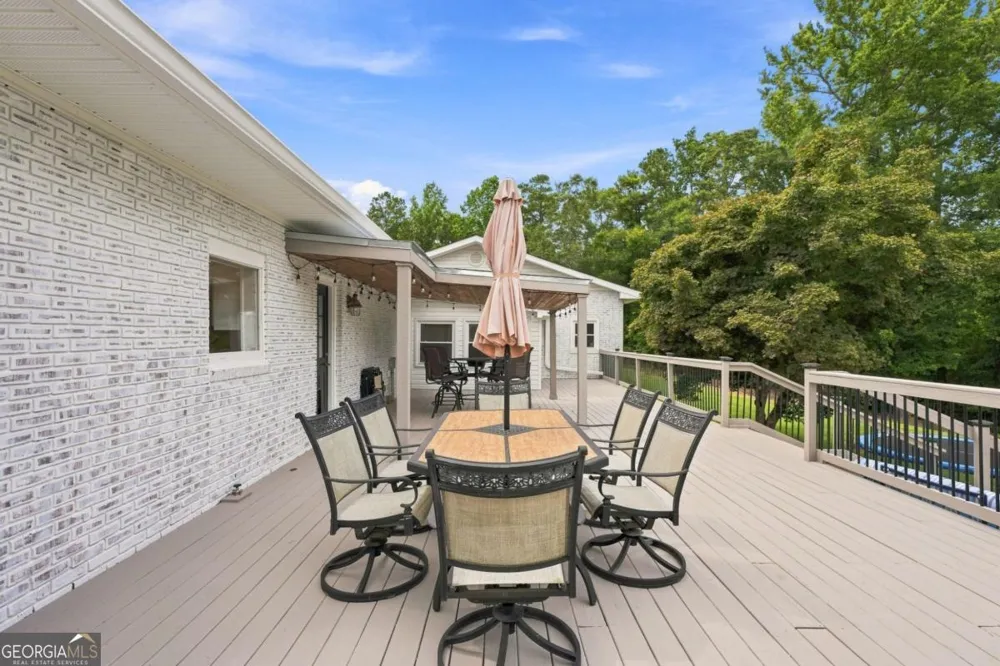 2716 S 16 HWY Carrollton, GA 30116
