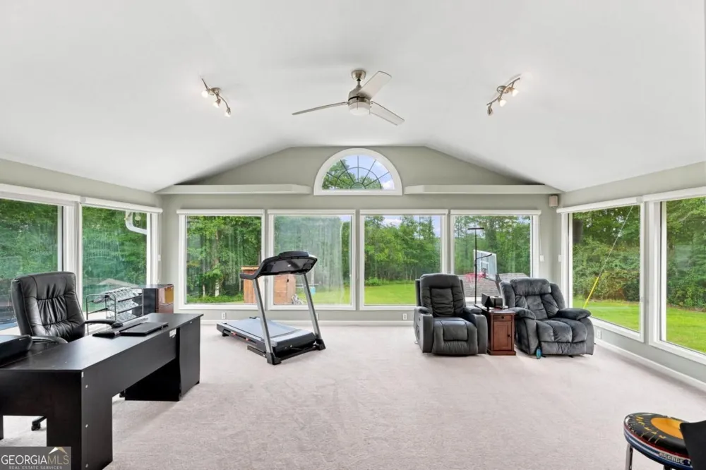 2716 S 16 HWY Carrollton, GA 30116