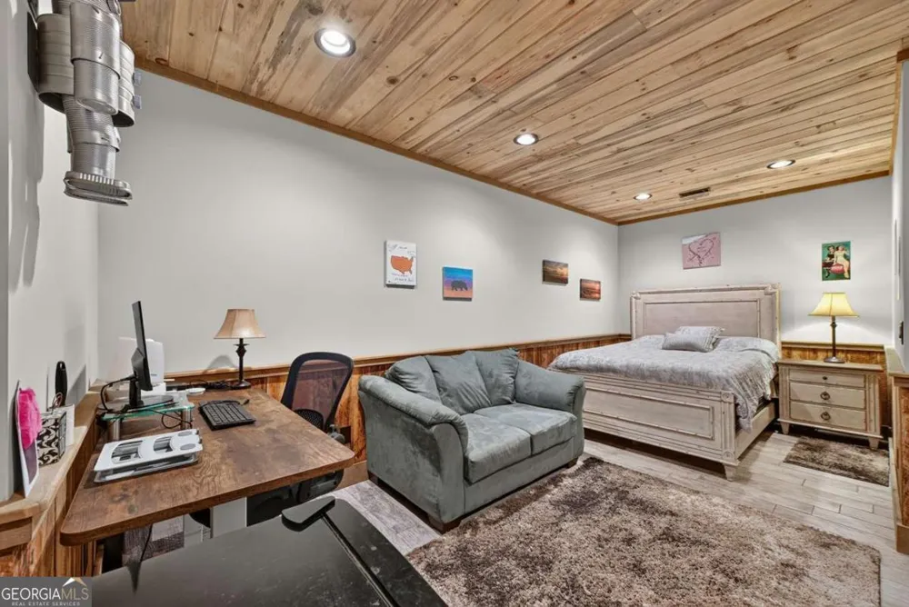 274 Hothouse DR Mineral Bluff, GA 30559