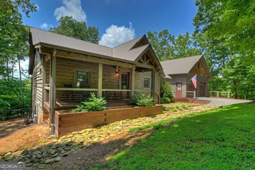 274 Hothouse DR Mineral Bluff, GA 30559