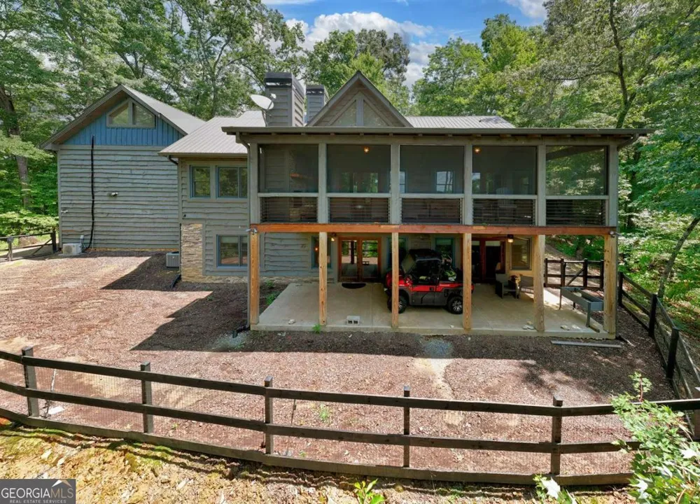 274 Hothouse DR Mineral Bluff, GA 30559