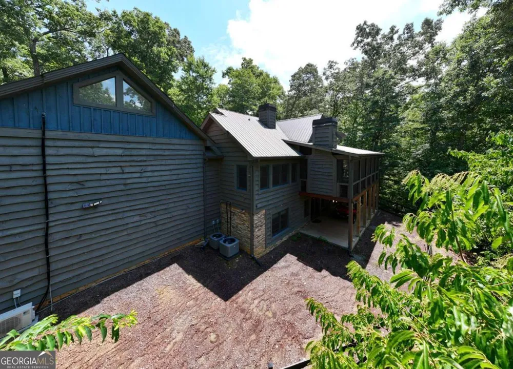 274 Hothouse DR Mineral Bluff, GA 30559