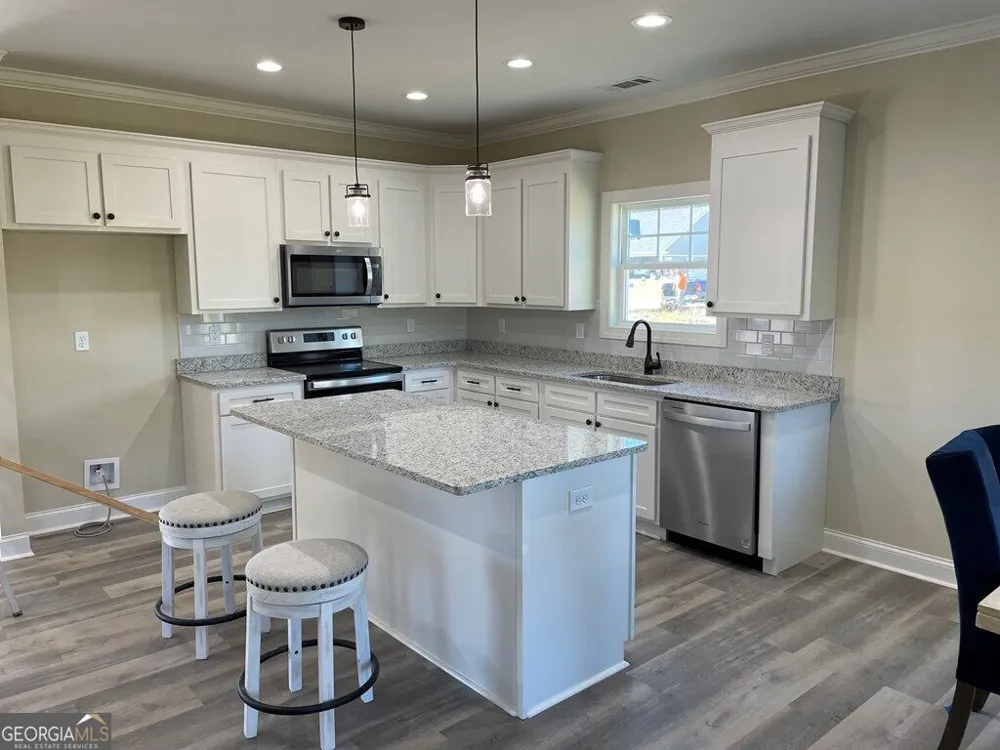 106 Garden Lane Dublin, GA 31021