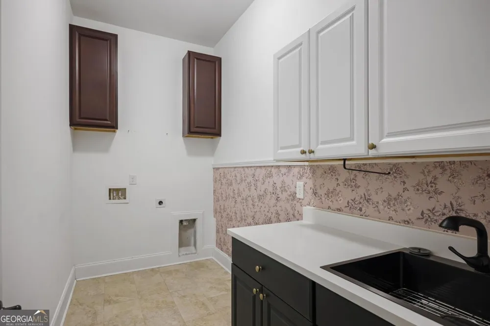 3936 Dahlwiny CT Sandy Springs, GA 30350