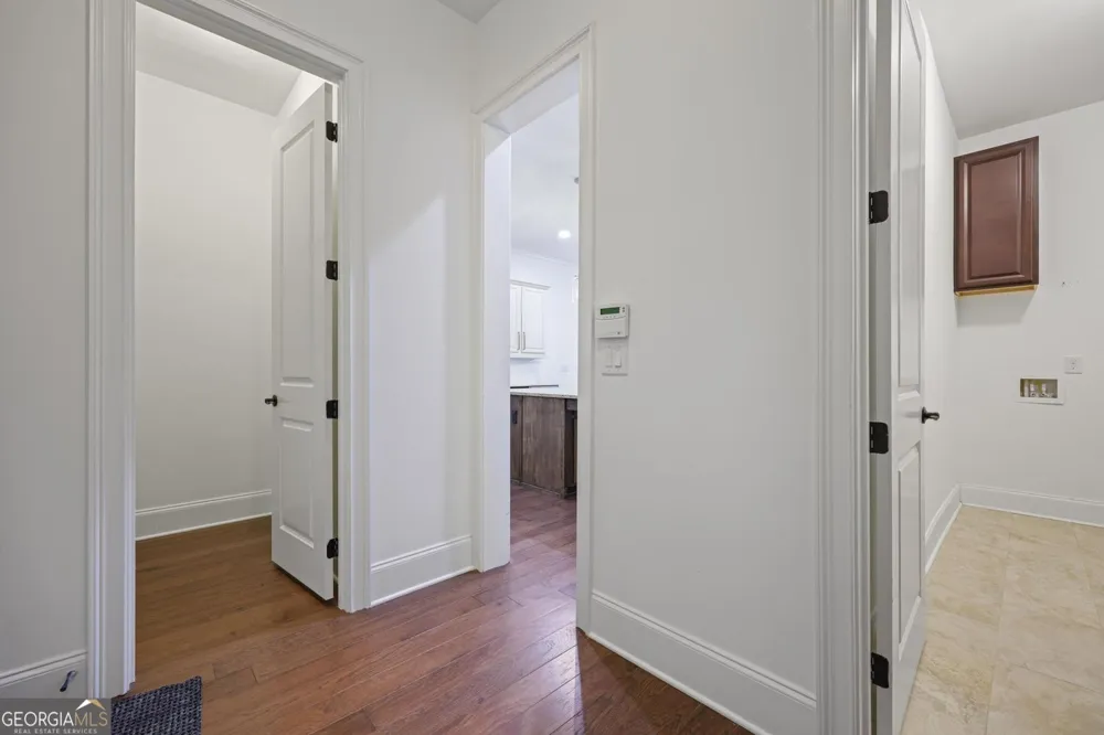 3936 Dahlwiny CT Sandy Springs, GA 30350