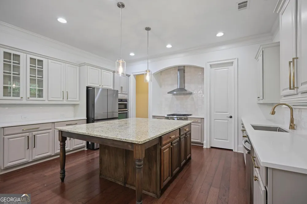 3936 Dahlwiny CT Sandy Springs, GA 30350