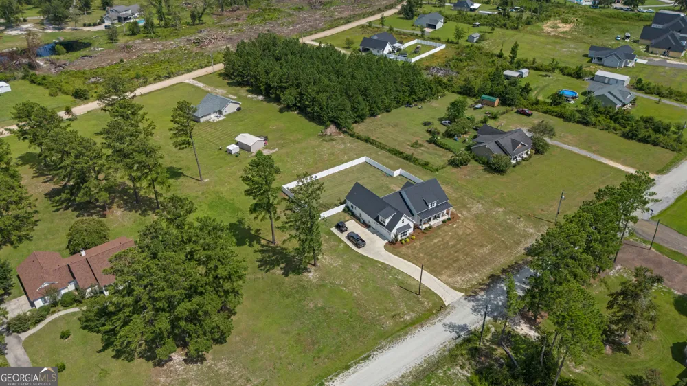 86 Shelly Rentz RD Hazlehurst, GA 31539