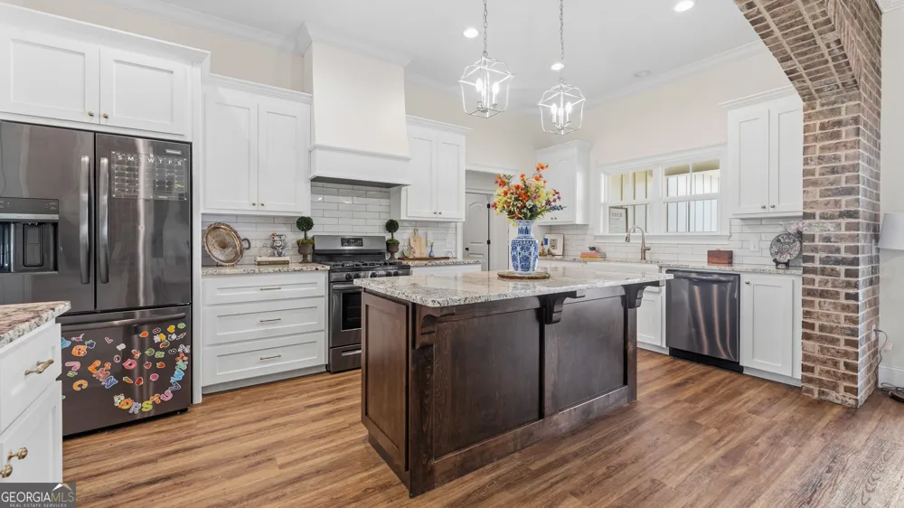 86 Shelly Rentz RD Hazlehurst, GA 31539