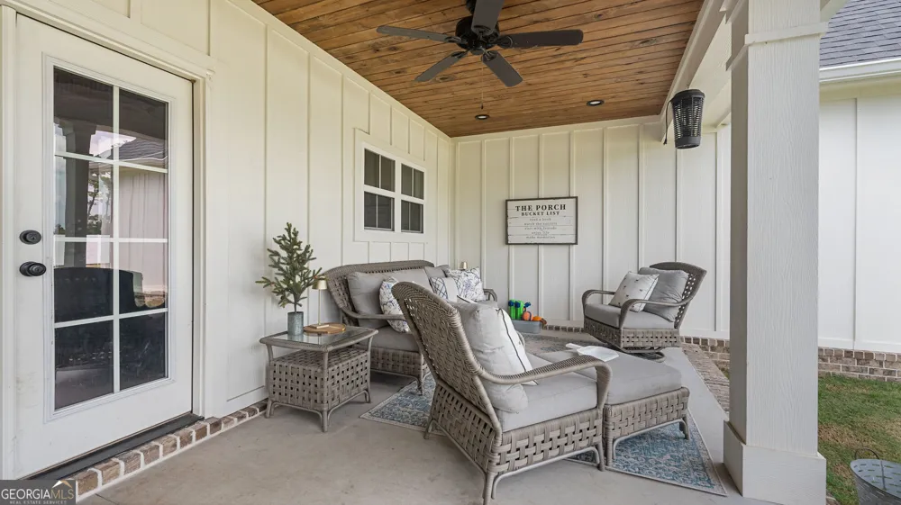 86 Shelly Rentz RD Hazlehurst, GA 31539