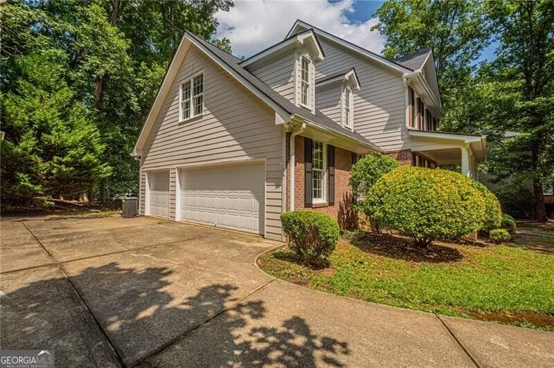 125 Lake Laurel DR Dahlonega, GA 30533