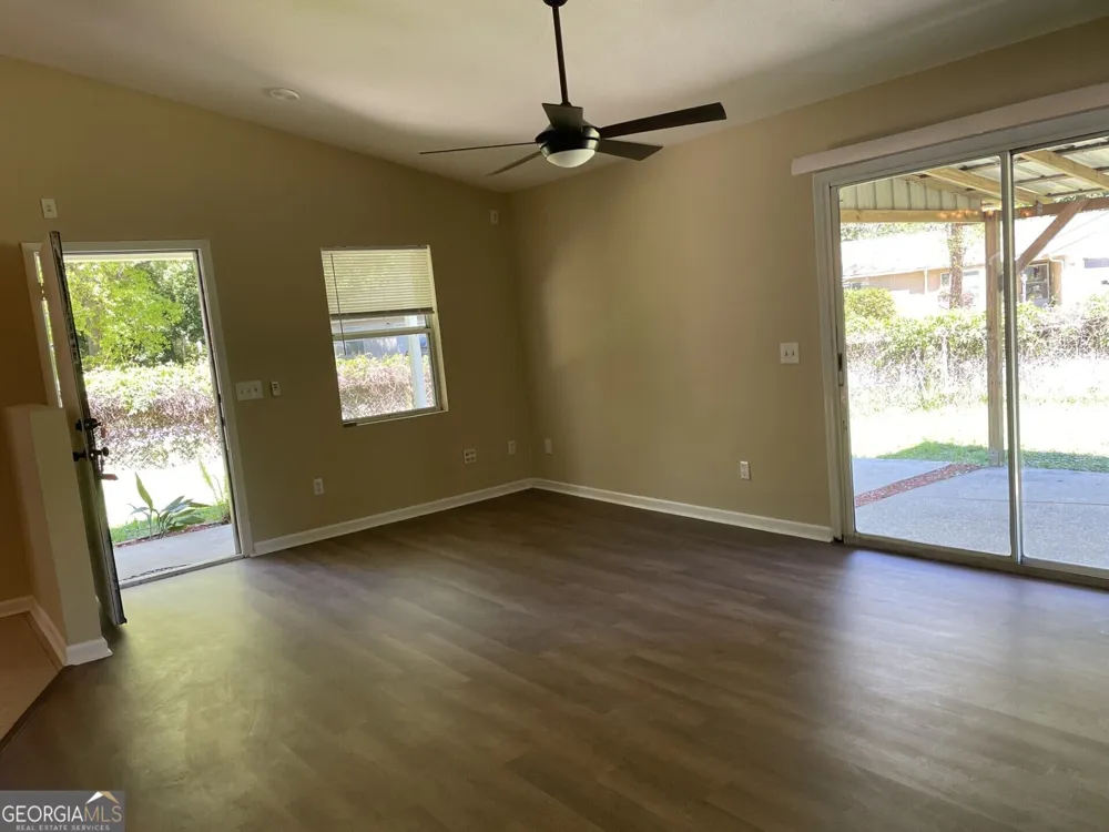 106 Royal CIR Kingsland, GA 31548