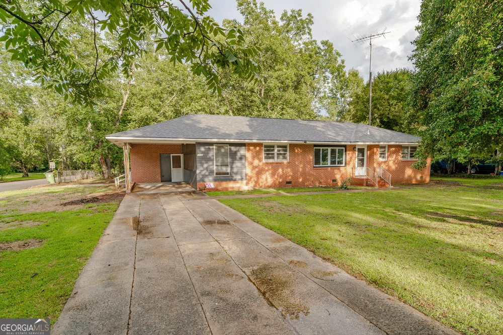 1106 Knoxville ST Fort Valley, GA 31030