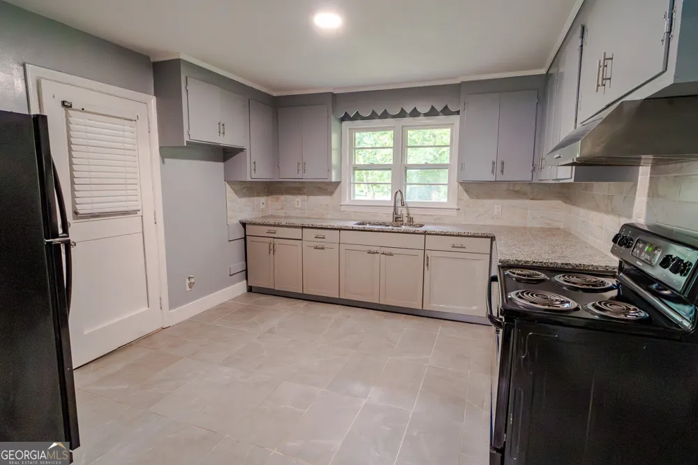 1106 Knoxville ST Fort Valley, GA 31030