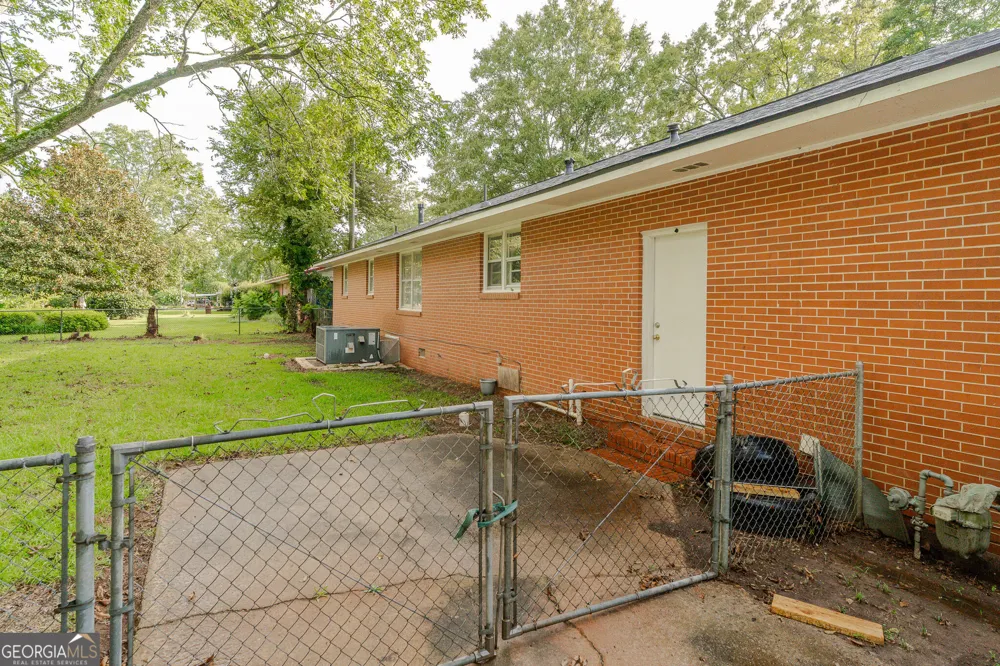 1106 Knoxville ST Fort Valley, GA 31030