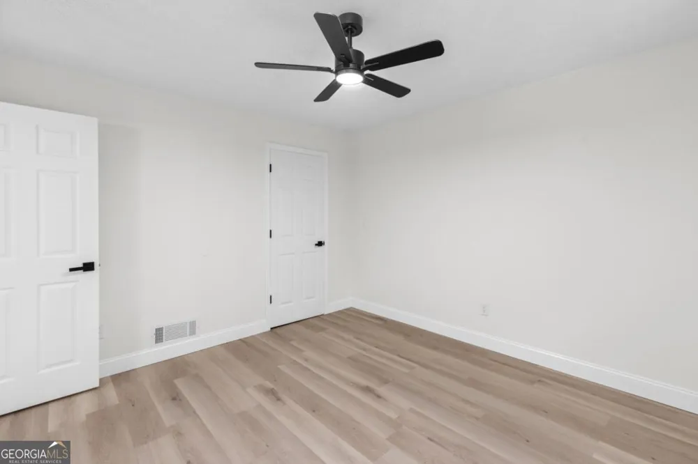 3214 Kimberly Woods CT SW Lilburn, GA 30047