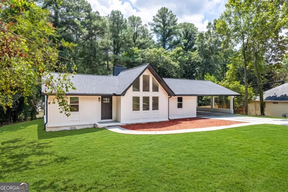 3214 Kimberly Woods CT SW Lilburn, GA 30047