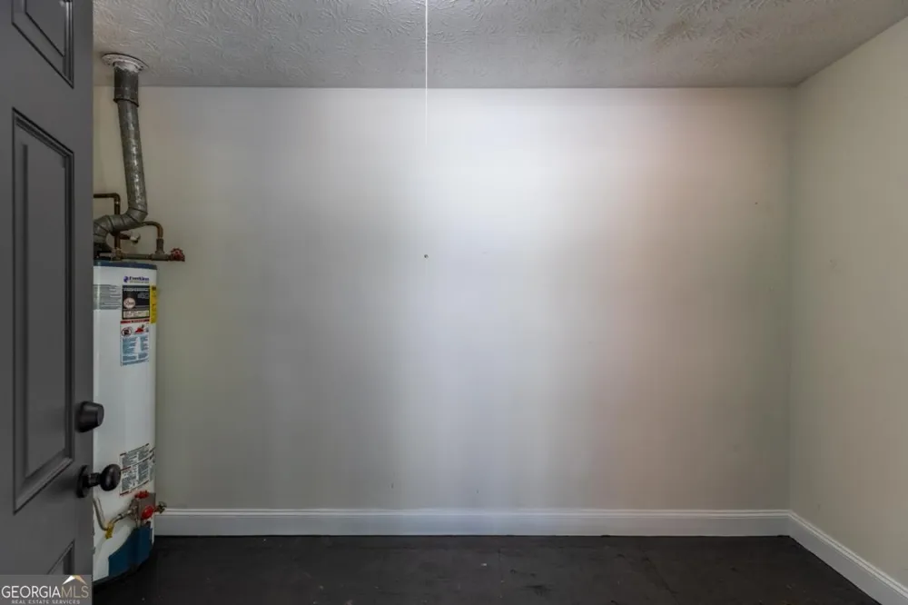 3214 Kimberly Woods CT SW Lilburn, GA 30047