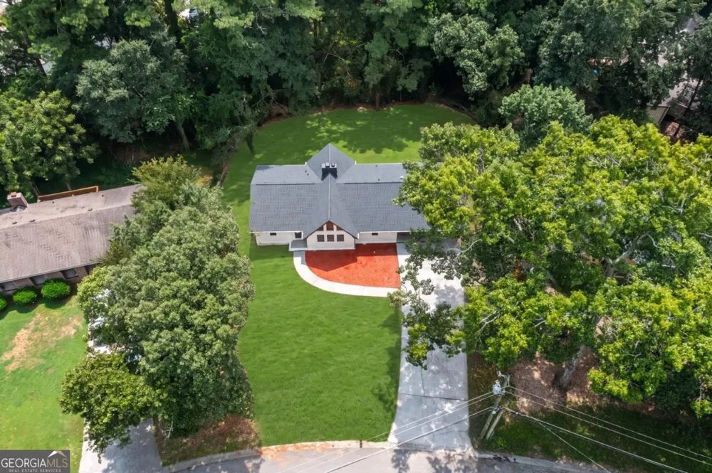 3214 Kimberly Woods CT SW Lilburn, GA 30047