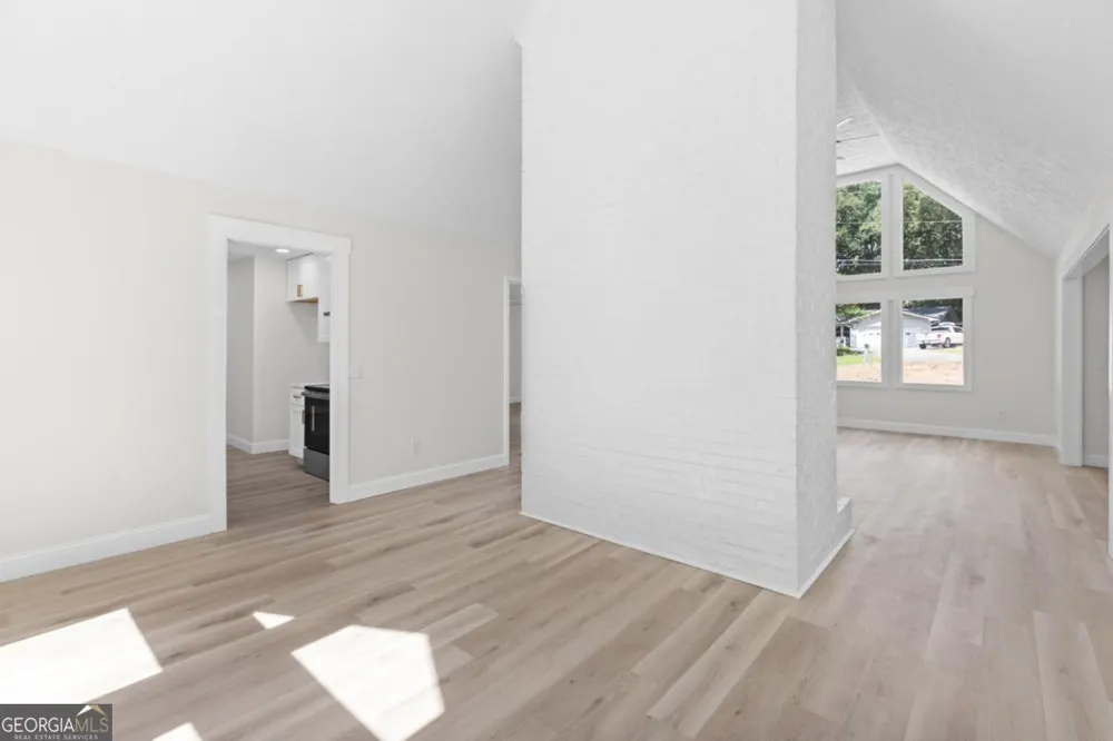 3214 Kimberly Woods CT SW Lilburn, GA 30047
