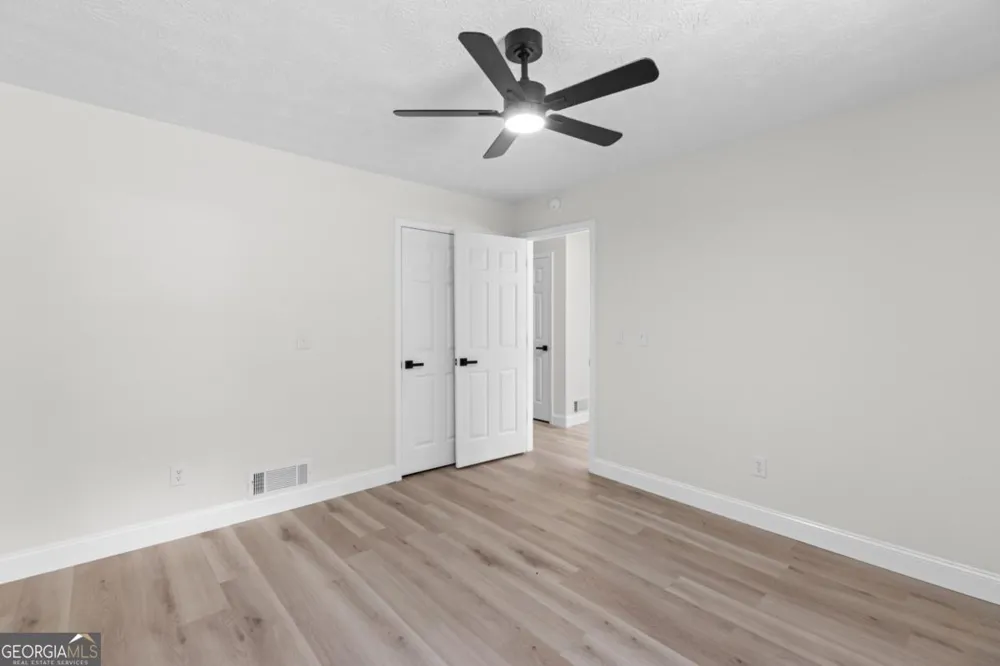 3214 Kimberly Woods CT SW Lilburn, GA 30047