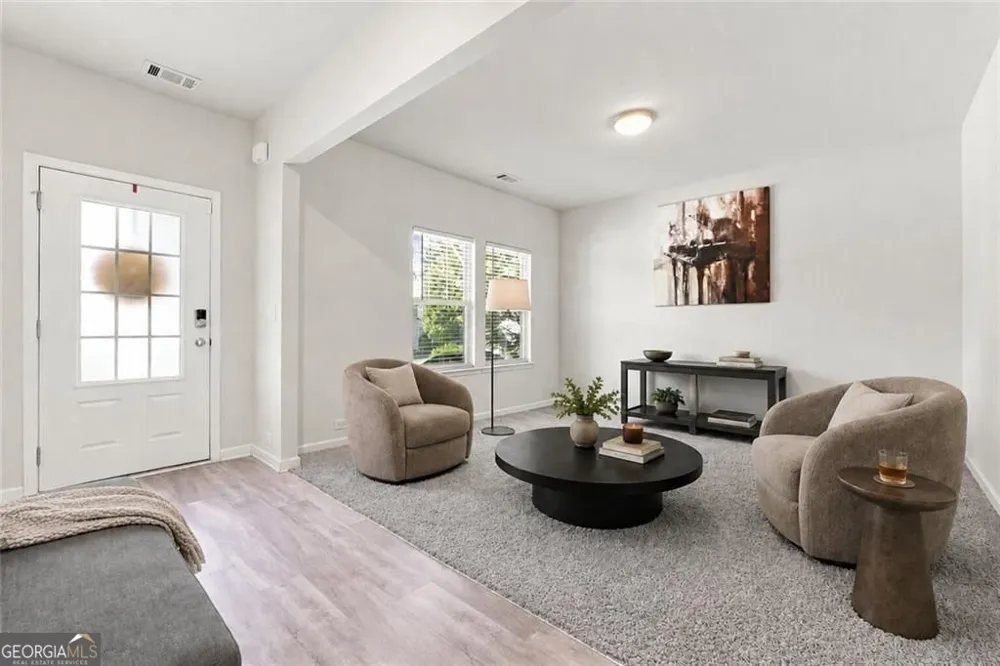 1924 Azure Grove CT Marietta, GA 30008