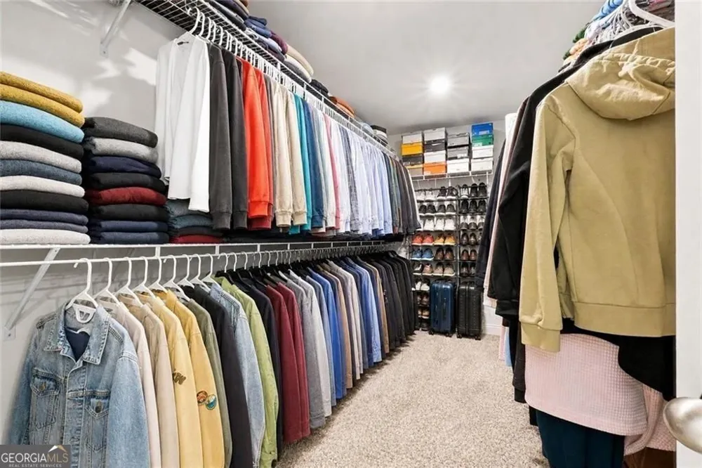 1924 Azure Grove CT Marietta, GA 30008