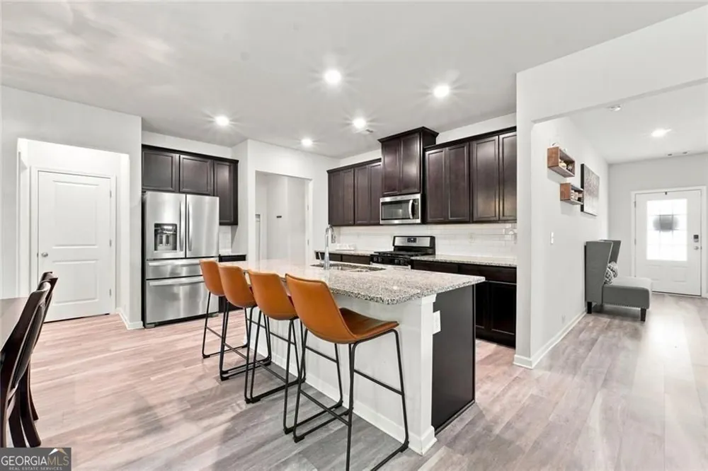1924 Azure Grove CT Marietta, GA 30008