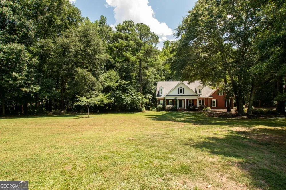 1011 Lakeside CT Bishop, GA 30621
