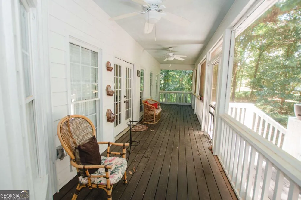 1011 Lakeside CT Bishop, GA 30621