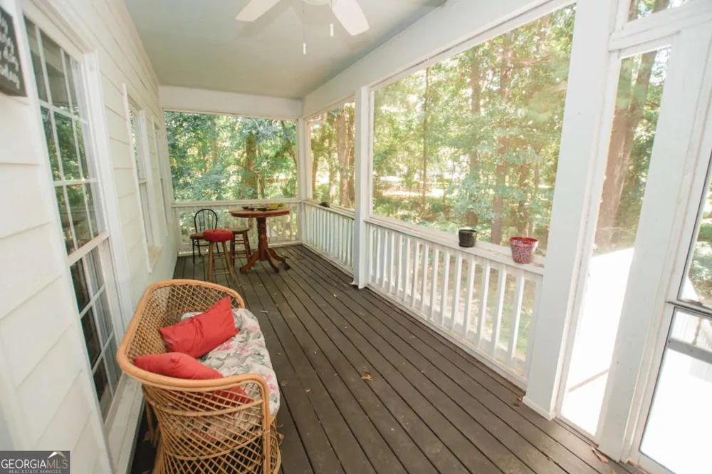 1011 Lakeside CT Bishop, GA 30621