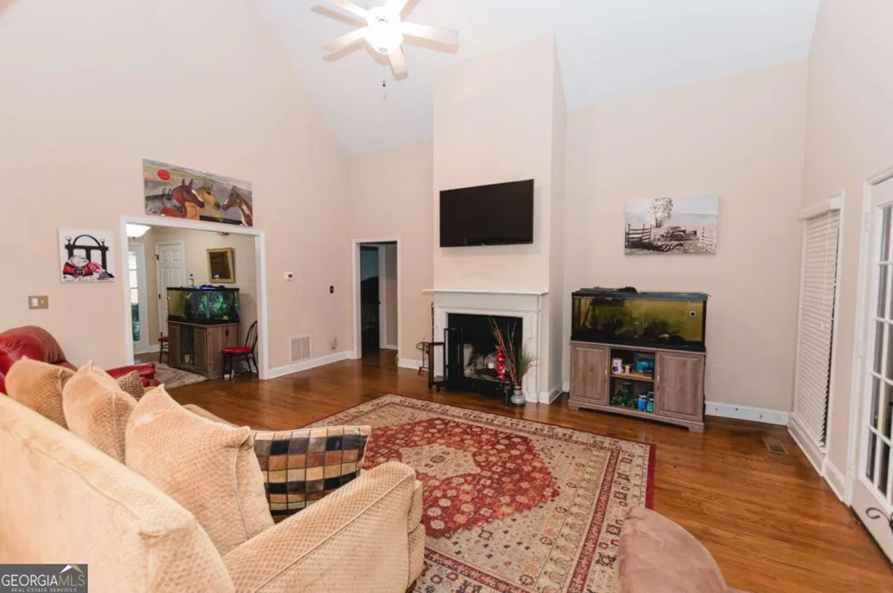 1011 Lakeside CT Bishop, GA 30621