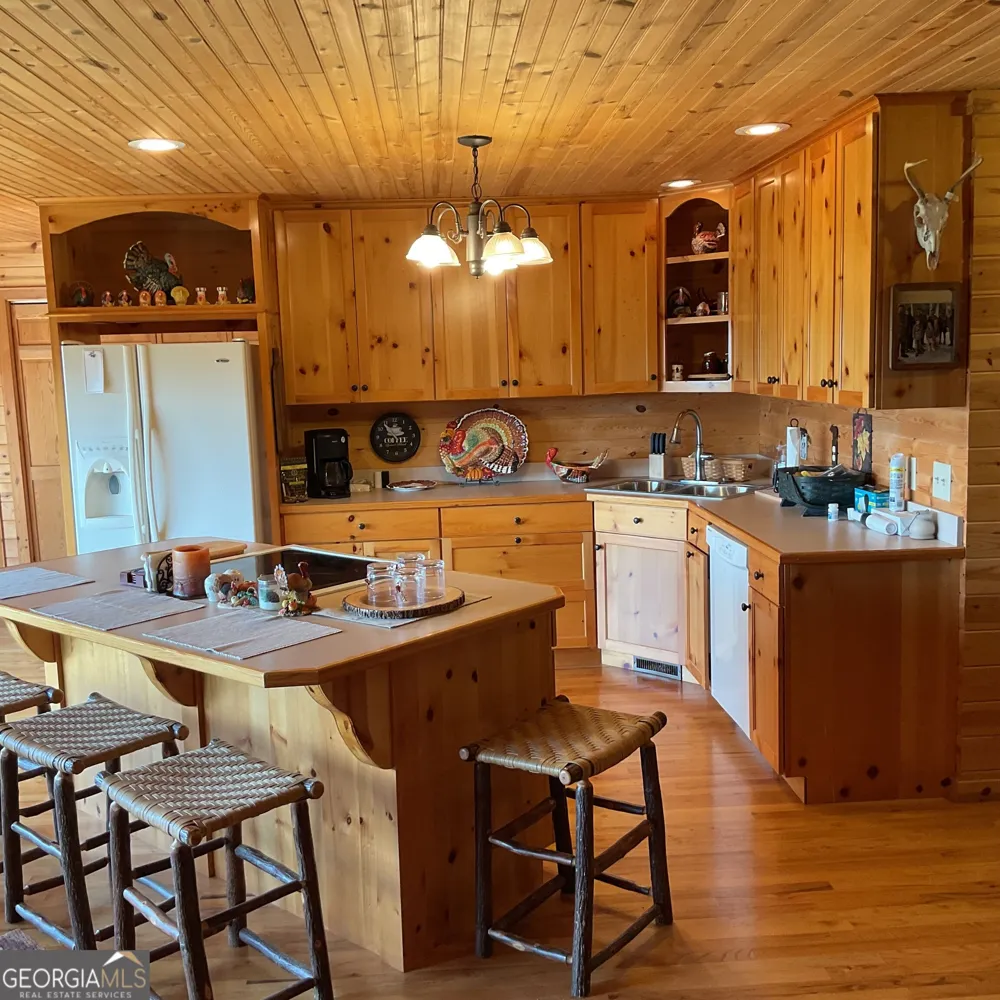 305 Laurel Springs/Opossum Long Creek, SC 29664