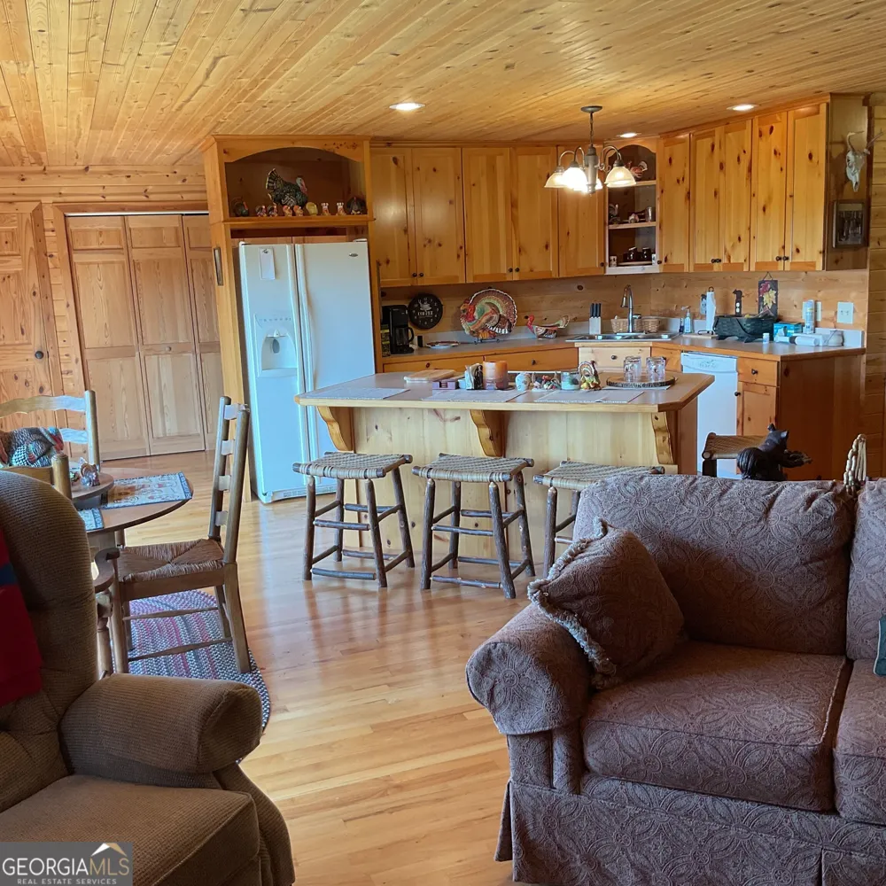 305 Laurel Springs/Opossum Long Creek, SC 29664