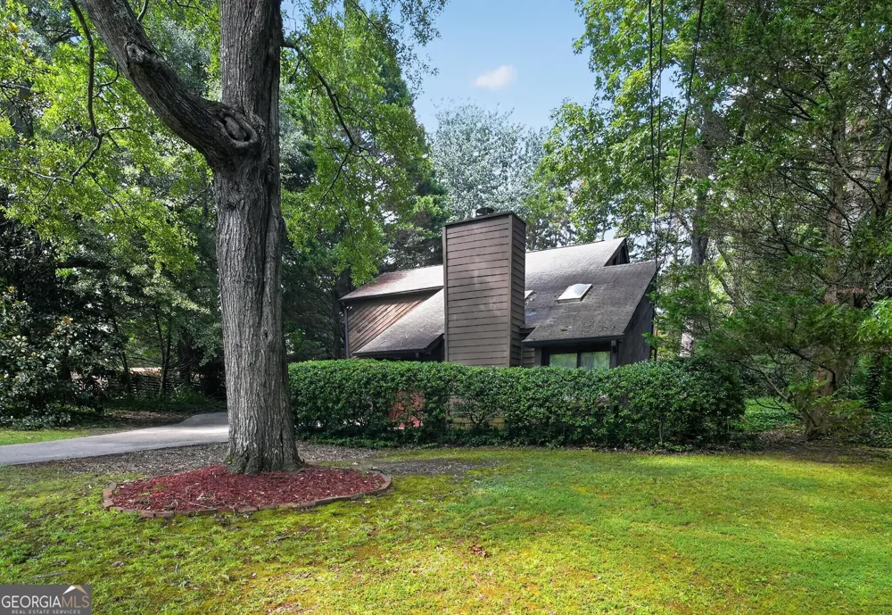 612 Tom Smith RD SW Lilburn, GA 30047