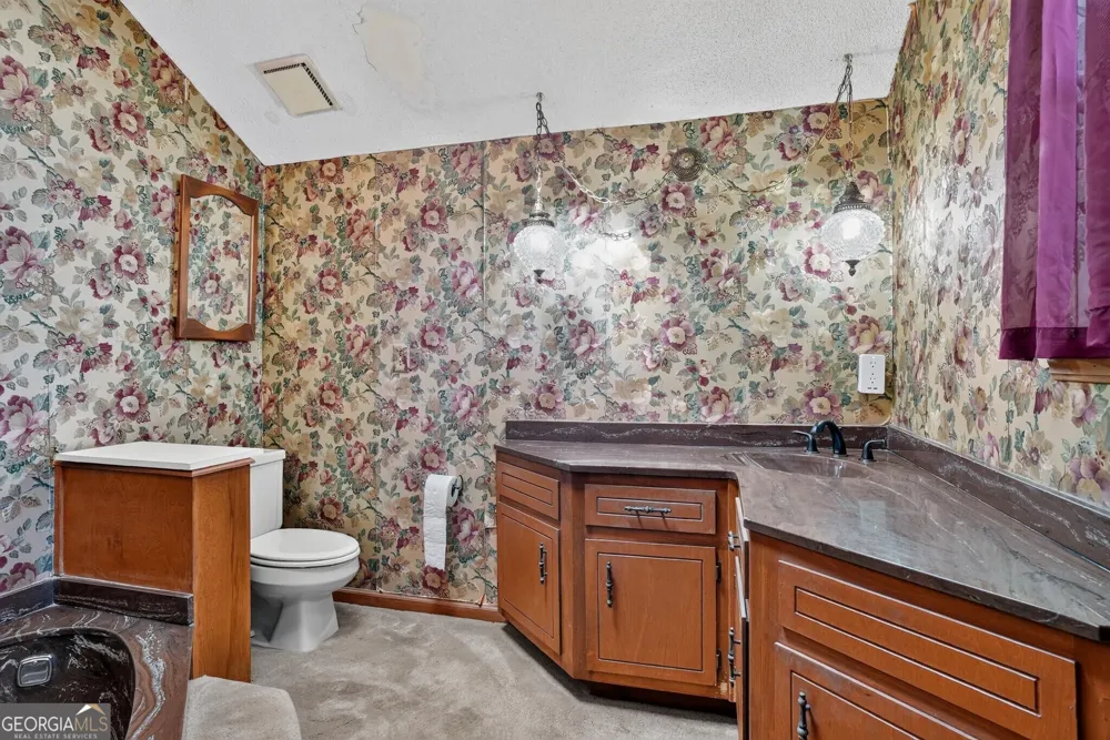 612 Tom Smith RD SW Lilburn, GA 30047