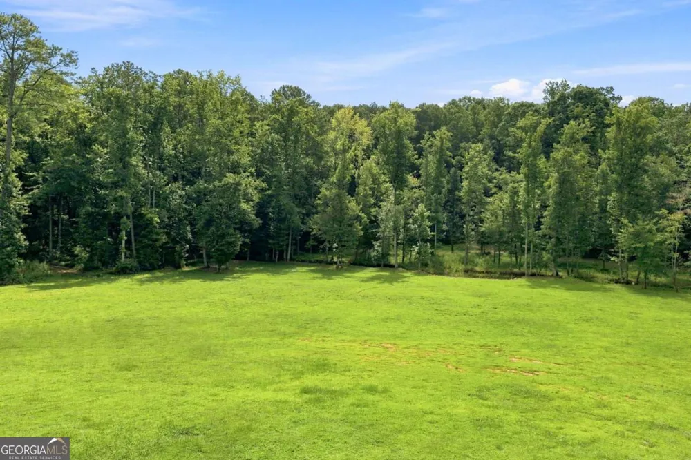 1782 Worley RD Ball Ground, GA 30107