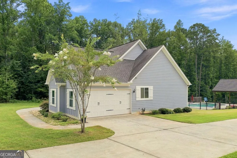 1782 Worley RD Ball Ground, GA 30107