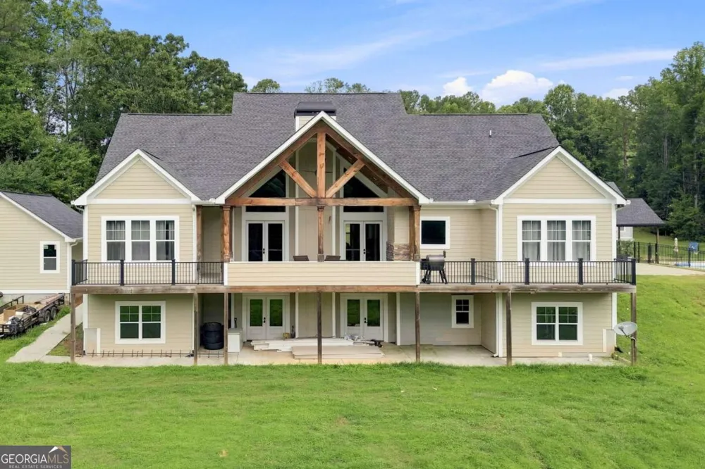 1782 Worley RD Ball Ground, GA 30107