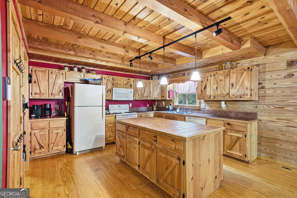 114 Rockingham WAY Ellijay, GA 30540