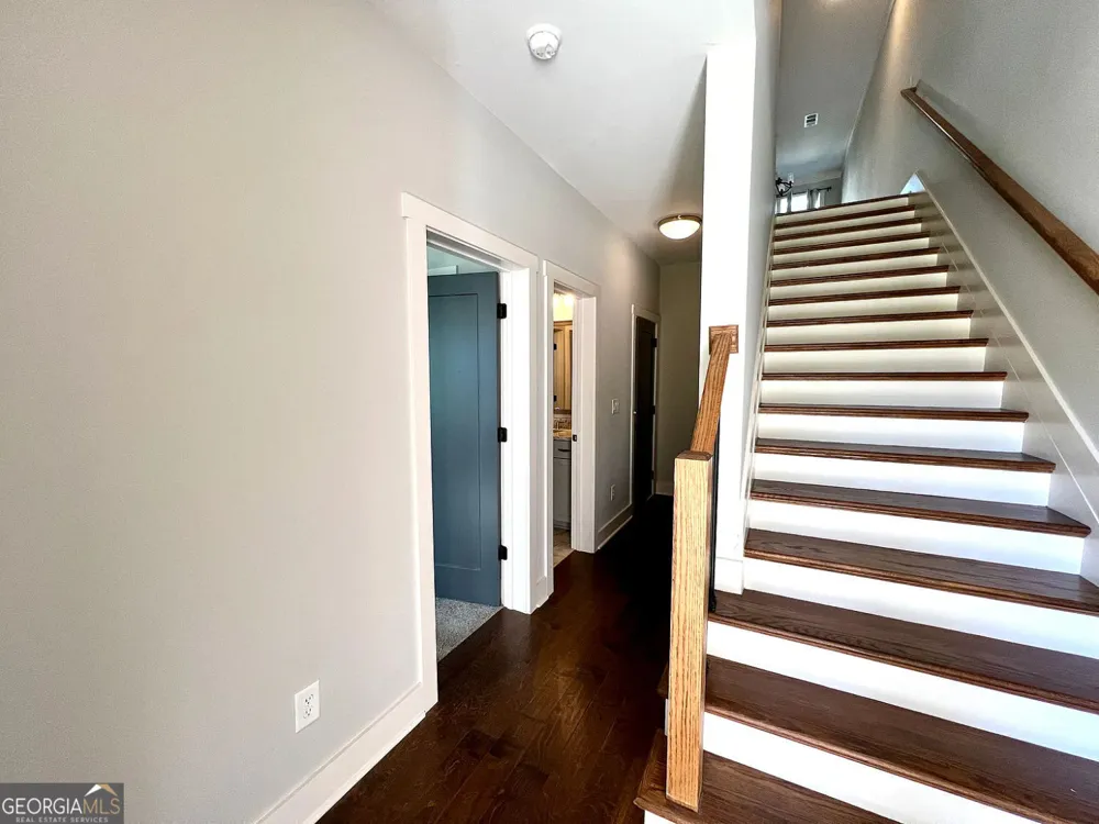 3177 Kincaid DR Decatur, GA 30033