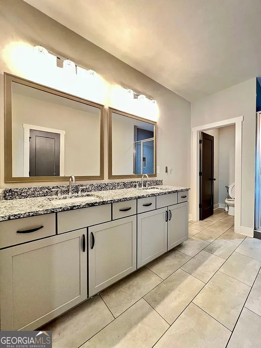 3177 Kincaid DR Decatur, GA 30033