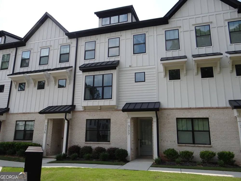 3177 Kincaid DR Decatur, GA 30033