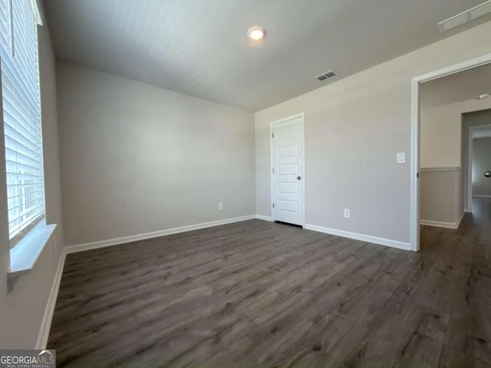 2414 Martin Spring BND Lawrenceville, GA 30045